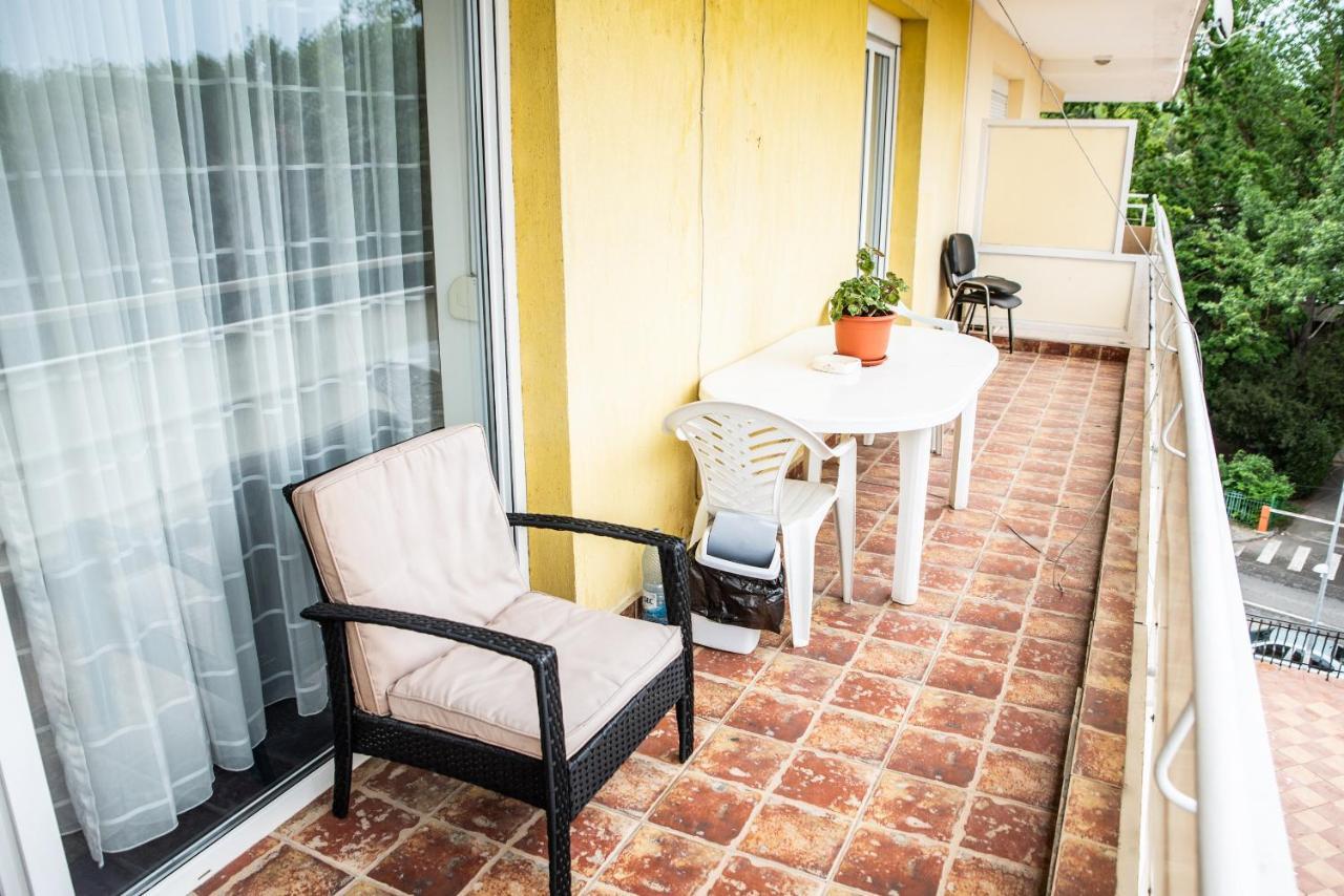 Club Onix Apartments Нептун Экстерьер фото