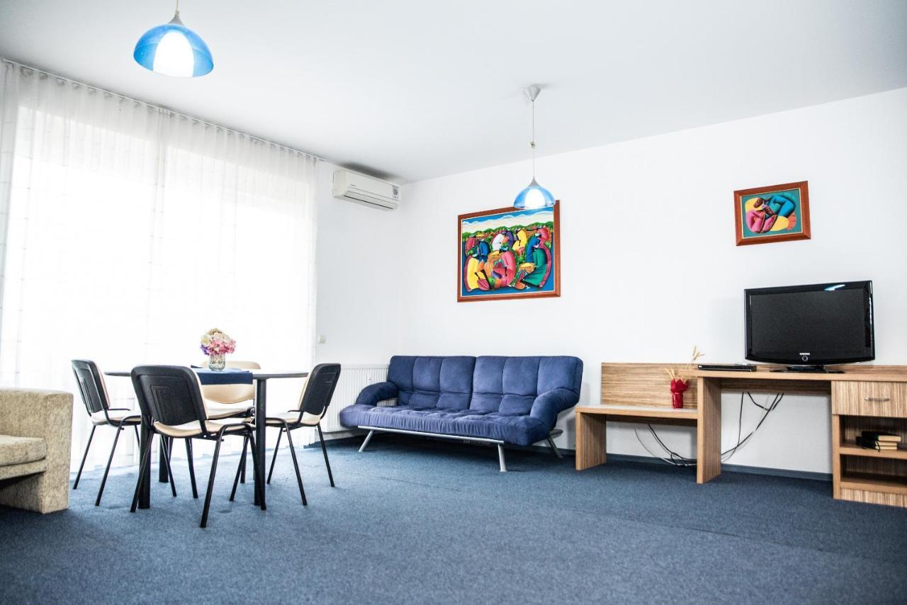Club Onix Apartments Нептун Экстерьер фото