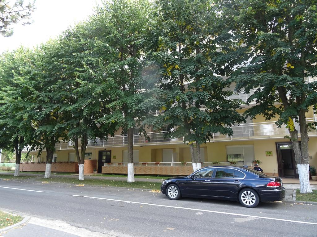 Club Onix Apartments Нептун Экстерьер фото